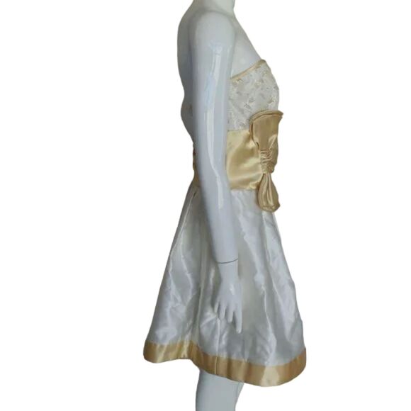 Jessica McClintock GUNNE SAX Dress, Junior 3/S, Strapless, White/Gold, Bow - Picture 6 of 13